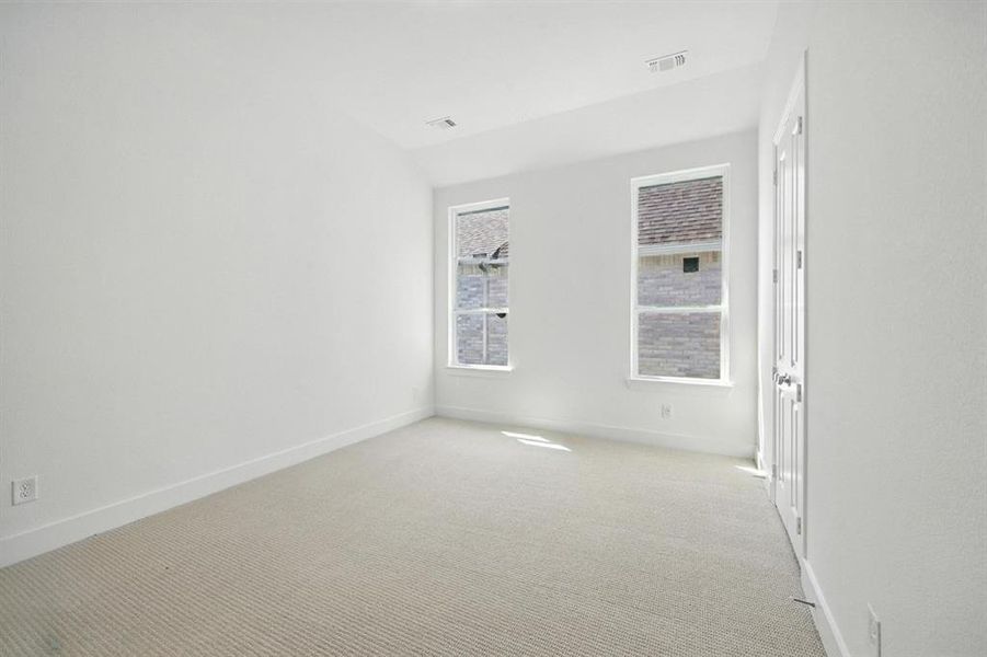 Spacious, unfurnished interior of a new home in Thompson Farms: 60ft. lots, Van Alstyne (Image 26). Spacious, unfurnished interior of a new home in Thompson Farms: 60ft. lots, Van Alstyne (Image 26).