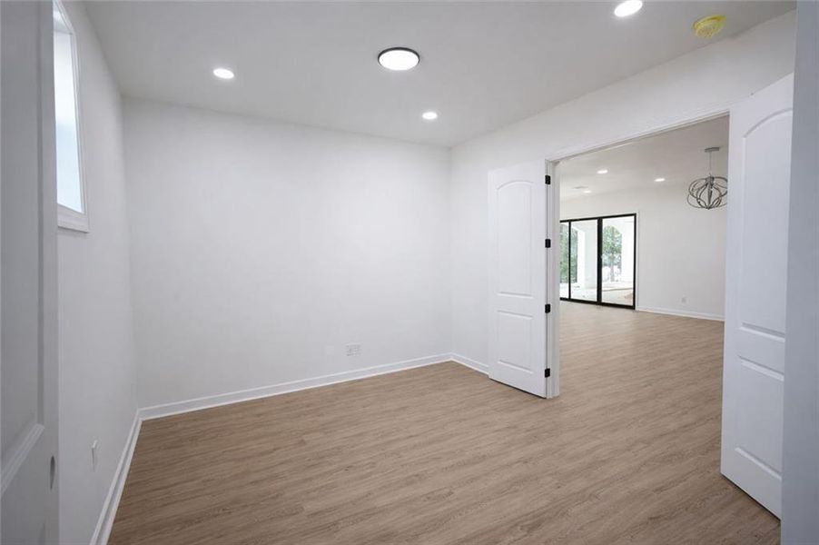 Spacious, unfurnished interior of a new home in , Mableton (Image 26).