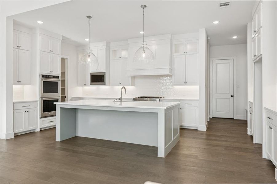 Any chef would be proud to call this over the top kitchen their own! Any chef would be proud to call this over the top kitchen their own!