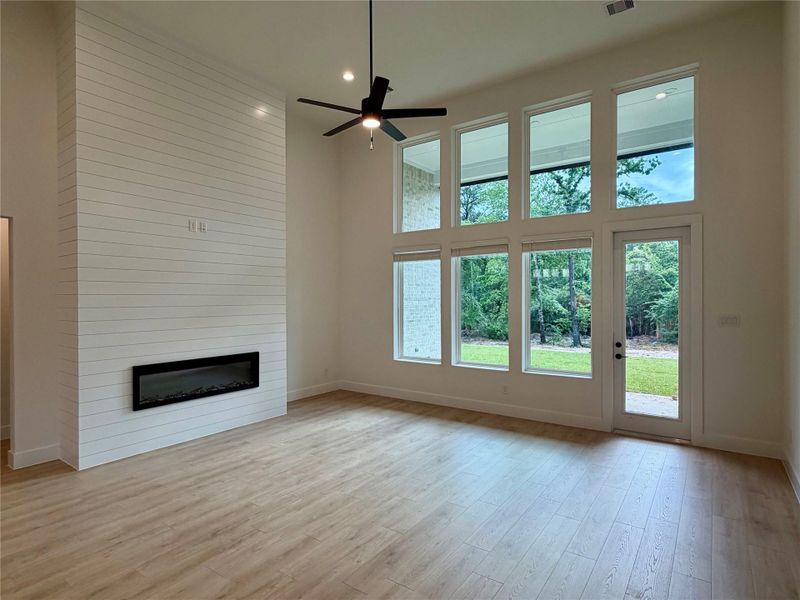 IMAGE REPRESENTATIVE OF PLAN ONLY AND MAY VARY AS BUILT