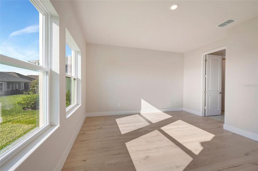 Spacious, unfurnished interior of a new home in Waterset Tradition Series, Apollo Beach (Image 14). Spacious, unfurnished interior of a new home in Waterset Tradition Series, Apollo Beach (Image 14).