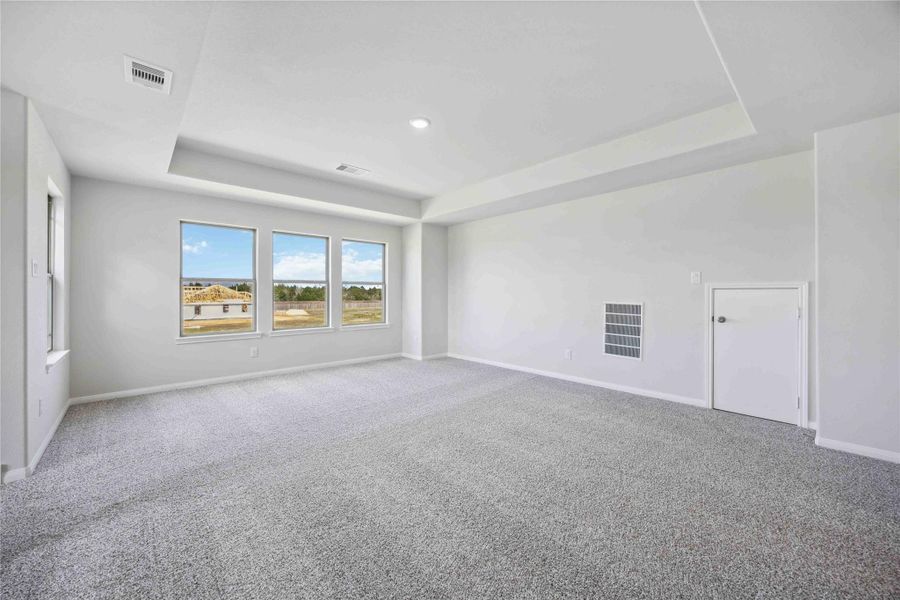 Image 13 of a home in Blue Jay's Landing.