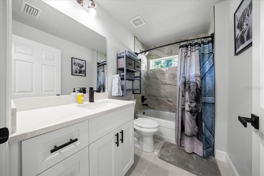 Furnished interior view inside a new home in , Ocala (Image 18).