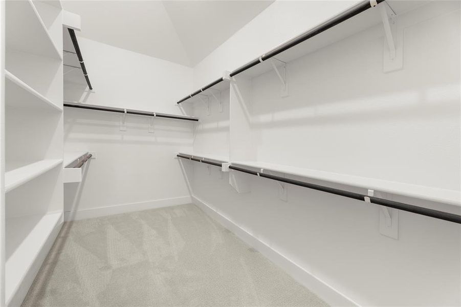 24. 2409 Belmont - Closet