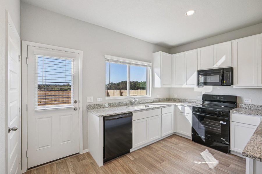 Furnished interior view inside a new home in Cascade, Liberty Hill (Image 7).