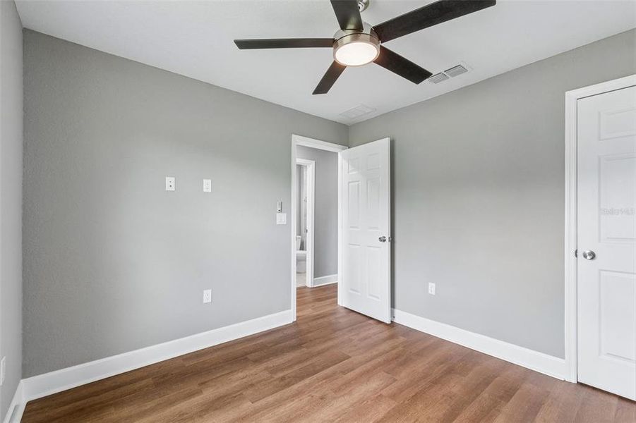 Spacious, unfurnished interior of a new home in , Lakeland (Image 18).
