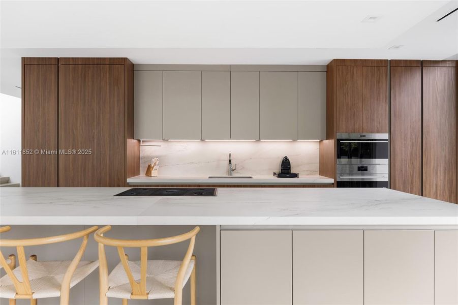 Furnished interior view inside a new home in , Miami Beach (Image 43). Furnished interior view inside a new home in , Miami Beach (Image 43).