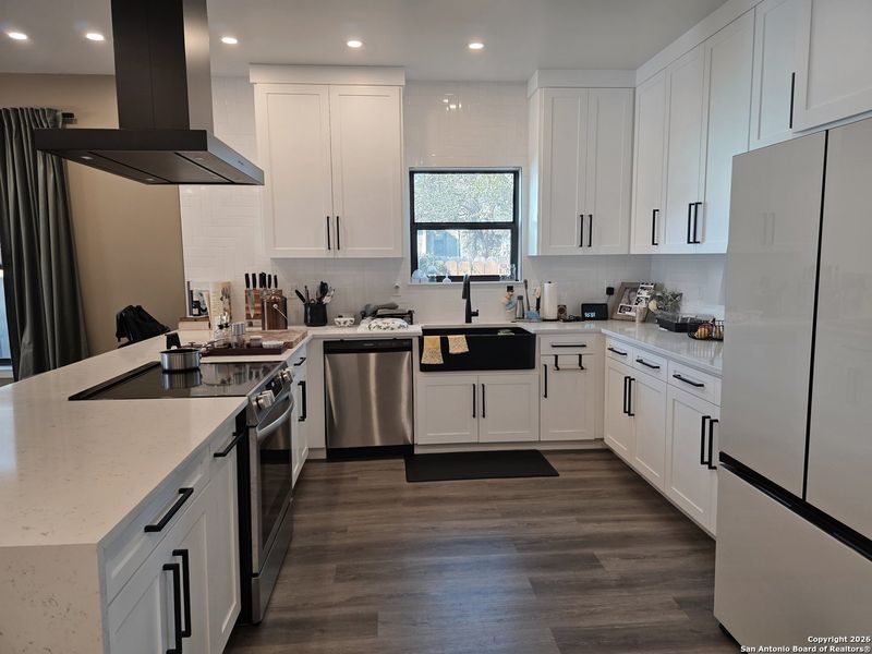 Furnished interior view inside a new home in , San Antonio (Image 25).