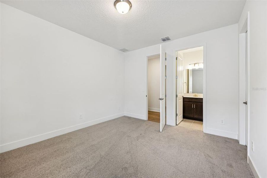 Spacious, unfurnished interior of a new home in , Ormond Beach (Image 32).