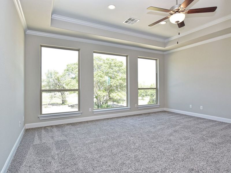 Representative unfurnished interior of a home built from the San Simeon I by Giddens Homes in Clearwater Ranch, Liberty Hill (Image 382).