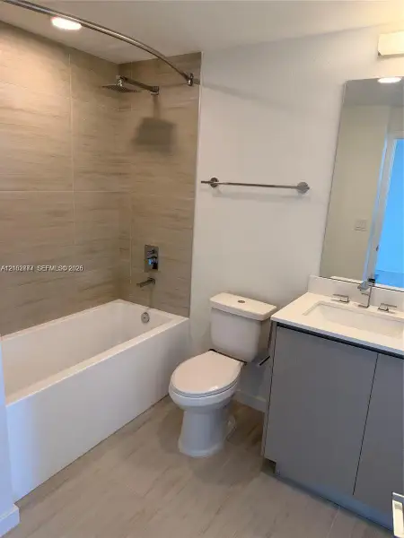 Furnished interior view inside a new home in , Orlando (Image 5).