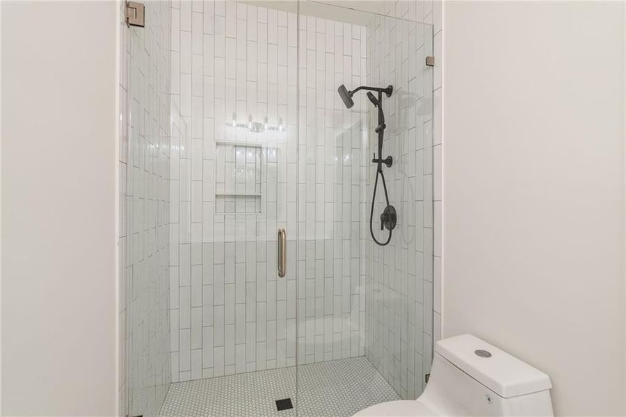 Image 71 of a home in .