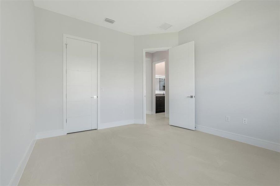 Spacious, unfurnished interior of a new home in Toscana, Palm Coast (Image 42).