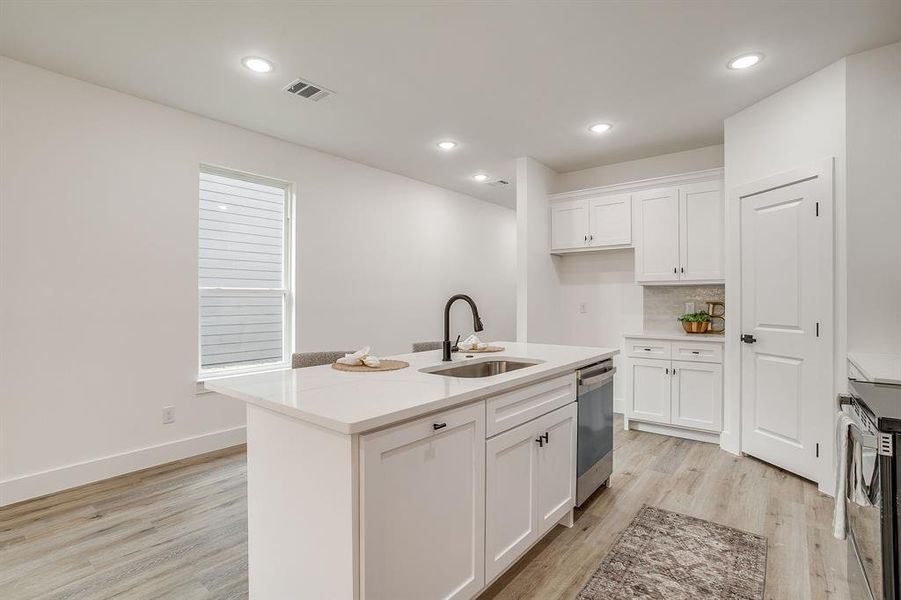 Furnished interior view inside a new home in , Fort Worth (Image 10). Furnished interior view inside a new home in , Fort Worth (Image 10).