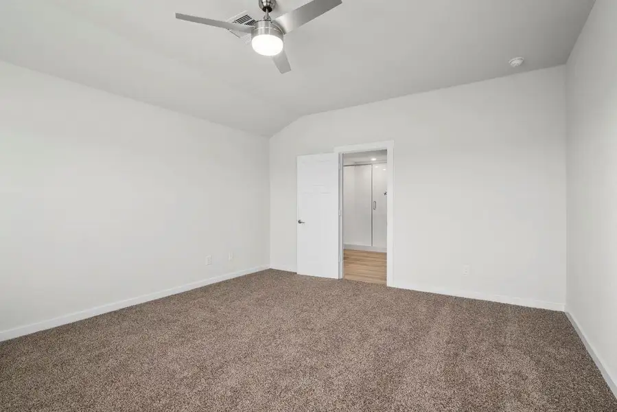 Spacious, unfurnished interior of a new home in West Canyon Trails, Belton (Image 17). Spacious, unfurnished interior of a new home in West Canyon Trails, Belton (Image 17).