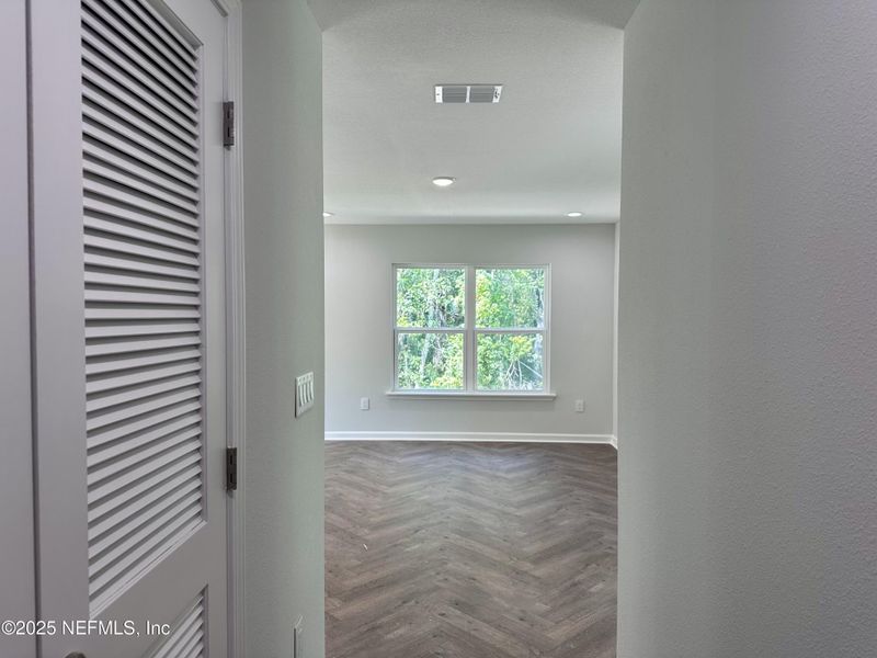 Image 22 of a home in .