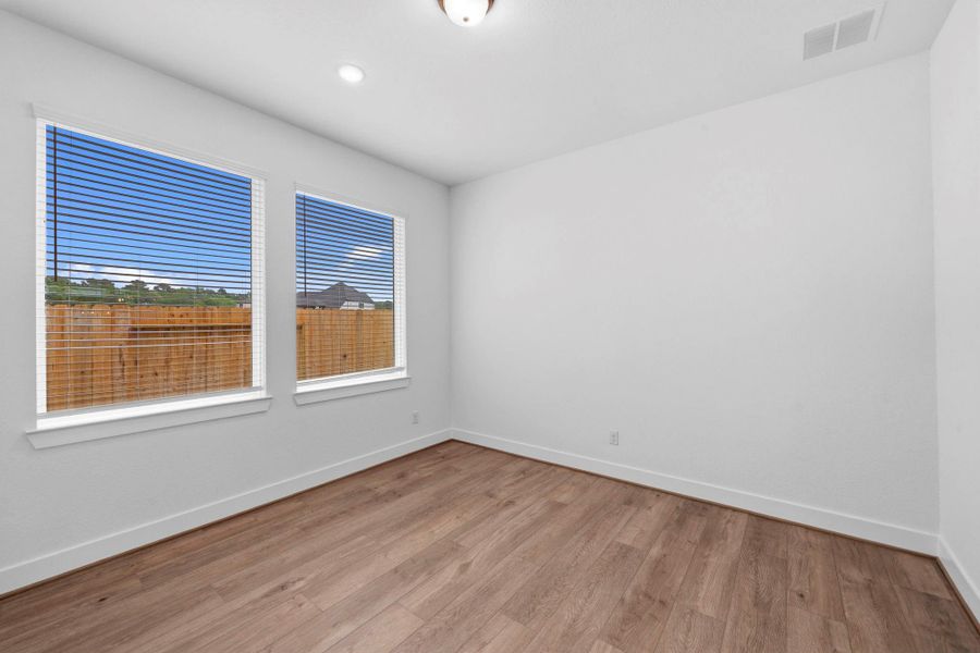 Spacious, unfurnished interior of a new home in Briarley, Montgomery (Image 22).
