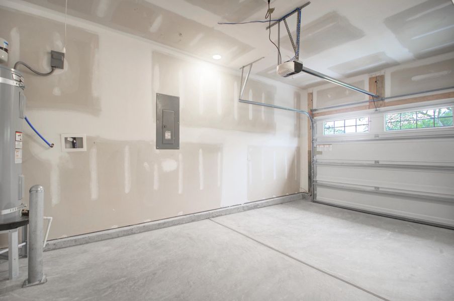 Spacious, unfurnished interior of a new home in , Charleston (Image 21). Spacious, unfurnished interior of a new home in , Charleston (Image 21).