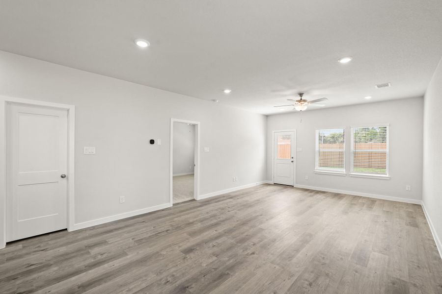 Spacious, unfurnished interior of a new home in Maple Woods, Hockley (Image 12).