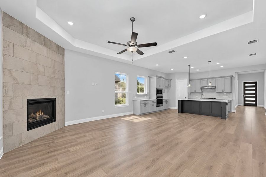 Spacious, unfurnished interior of a new home in South Oak, Lakewood Village (Image 17).