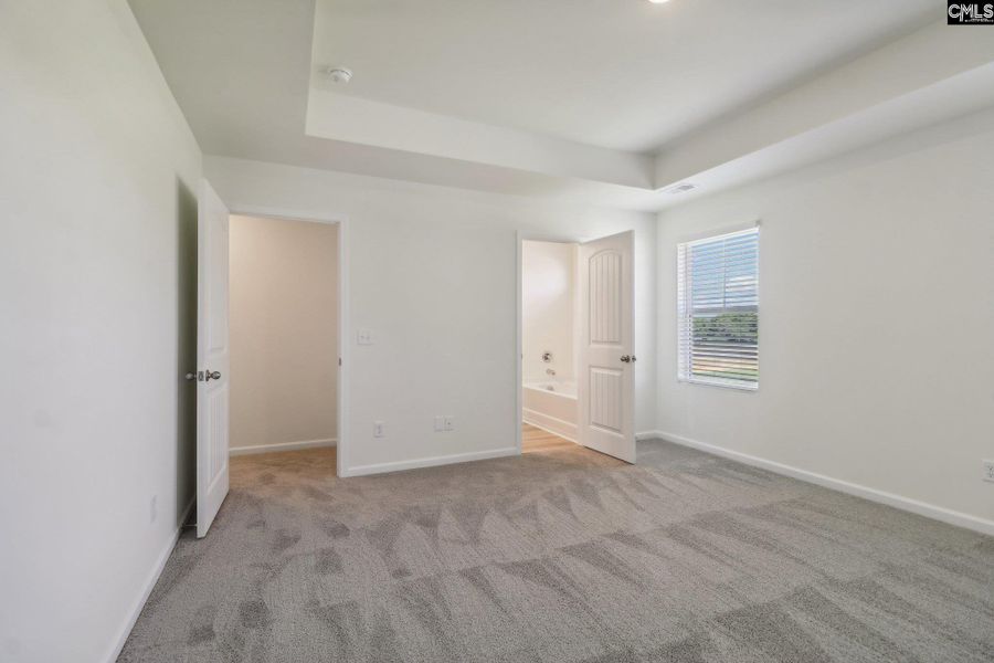 Spacious, unfurnished interior of a new home in Old Charleston Acres, Pelion (Image 24).