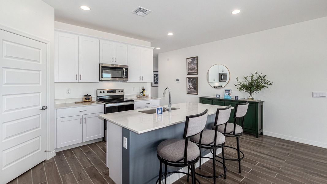 Furnished interior view inside a new home in Sahuarita Acres, Sahuarita (Image 9).