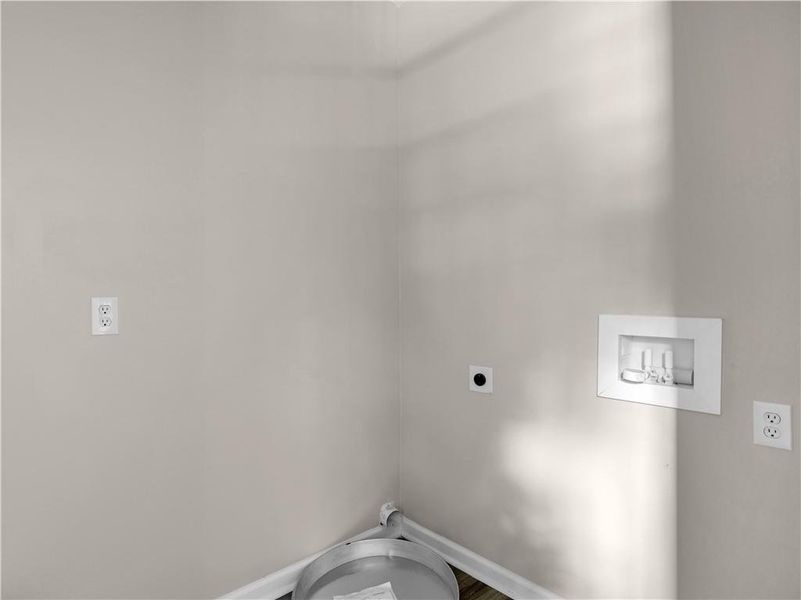 Spacious, unfurnished interior of a new home in , Atlanta (Image 29).