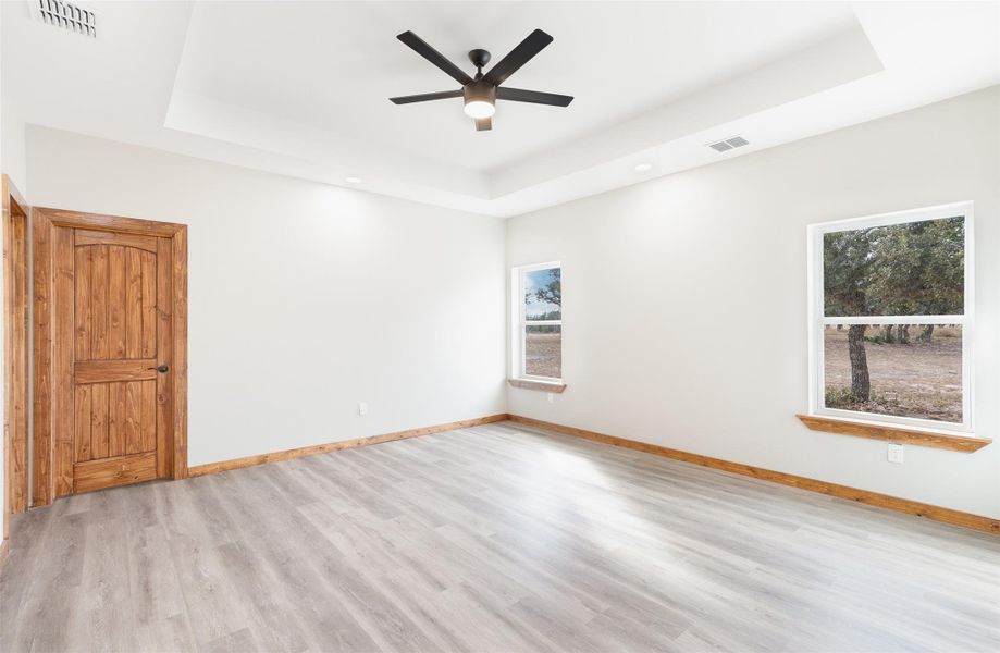 Spacious, unfurnished interior of a new home in , Harper (Image 15).