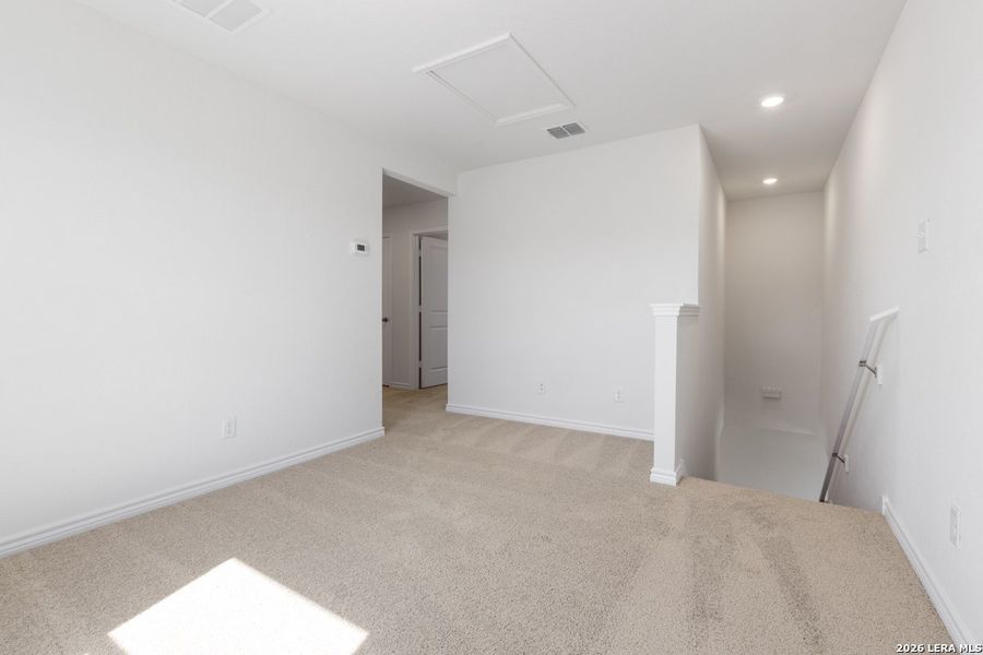Spacious, unfurnished interior of a new home in Knox Ridge, Converse (Image 15).
