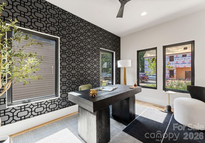 Photo is a representation of similar property Photo is a representation of similar property