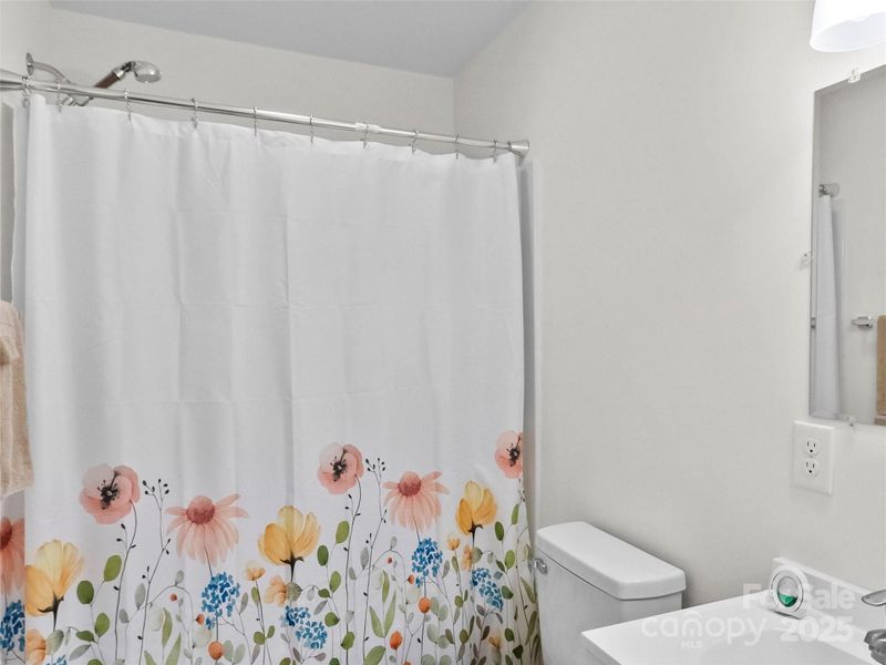 Secondary Full Bathroom