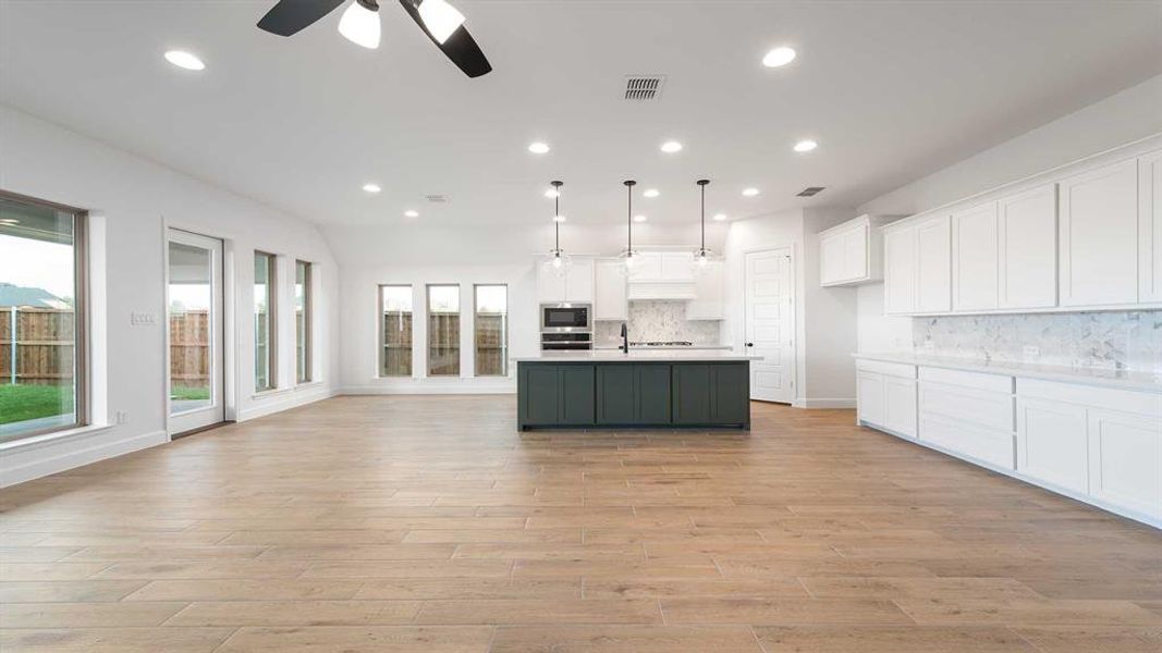 Image 26 of a home in Devonshire 55'. Image 26 of a home in Devonshire 55'.