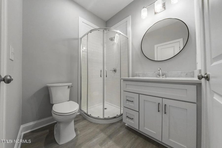 eef3a40983f8a1569e7d9b1710b1d84d-uncropp