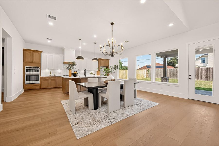 Furnished interior view inside a new home in , Tomball (Image 11).