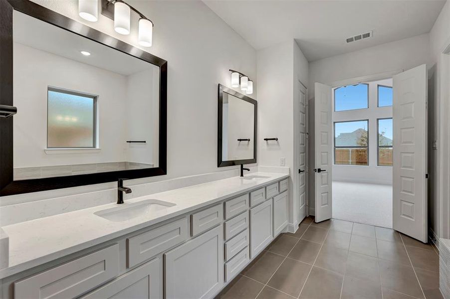 Furnished interior view inside a new home in Terraces – Estates, Rockwall (Image 11). Furnished interior view inside a new home in Terraces – Estates, Rockwall (Image 11).