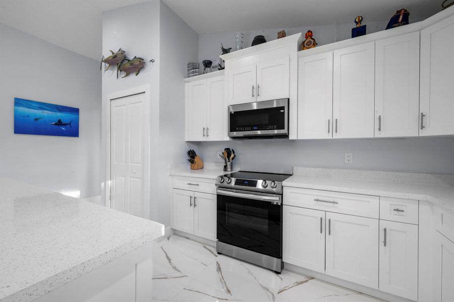 Furnished interior view inside a new home in , Port St. Lucie (Image 9).