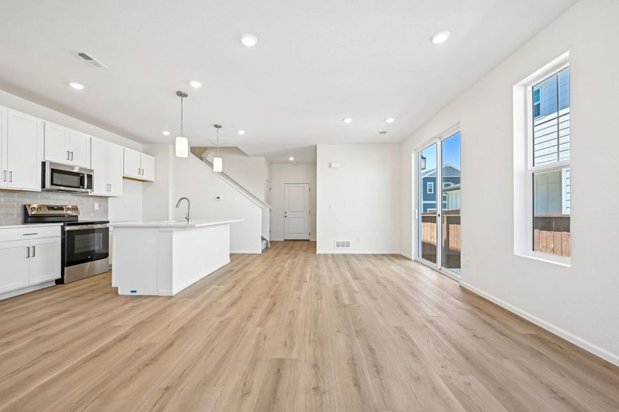 Spacious, unfurnished interior of a new home in Farmlore Villas, Brighton (Image 15).