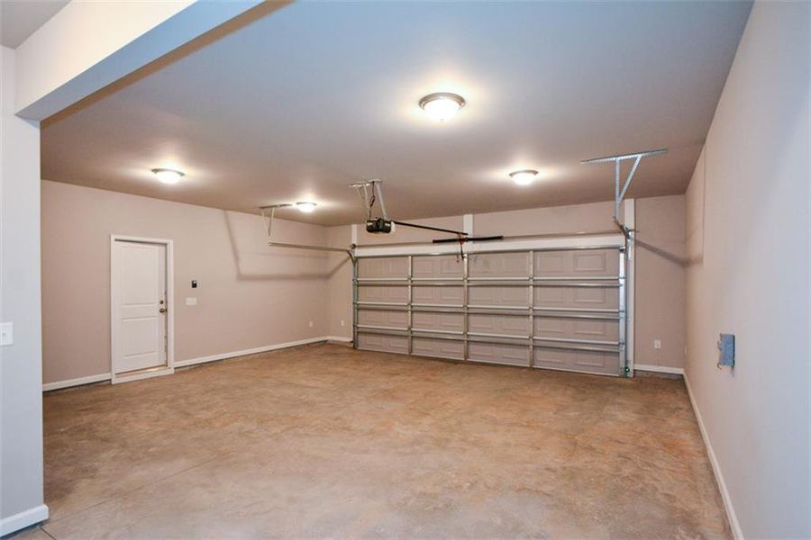 Spacious, unfurnished interior of a new home in , Winder (Image 53).