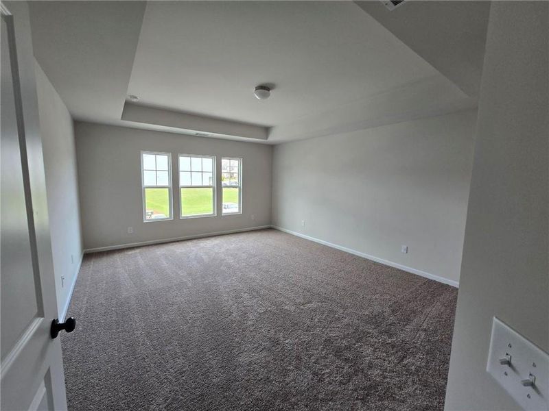 Spacious, unfurnished interior of a new home in Enclave at Dawson Forest, Dawsonville (Image 14).