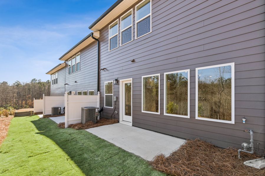 Exterior details and patio area of a home in Grandview Terrace, Canton (Image 3).