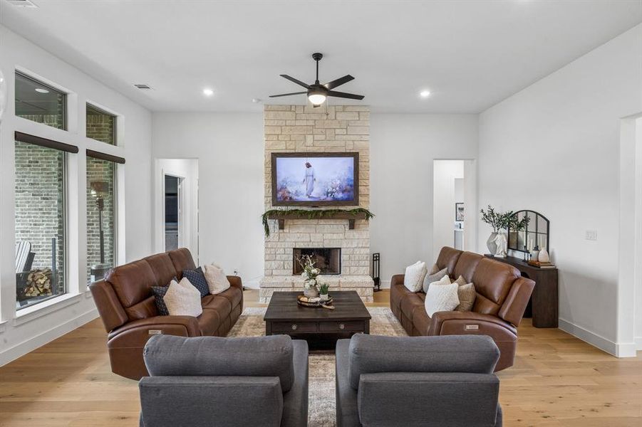 Furnished interior view inside a new home in Hidden Creek Estates, Van Alstyne (Image 21).