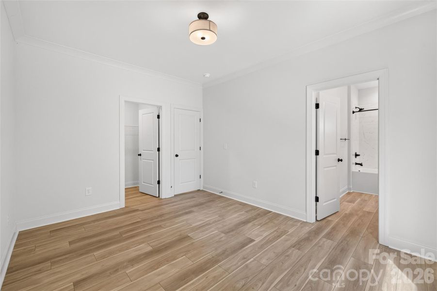 Spacious, unfurnished interior of a new home in , Harrisburg (Image 22).