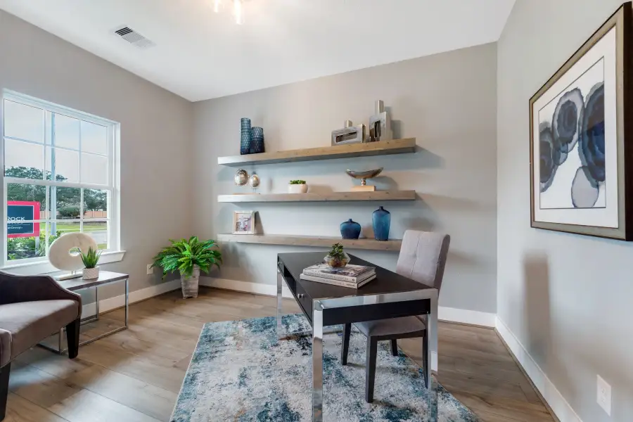 Furnished interior view inside a new home in Bay Creek, Baytown (Image 4).