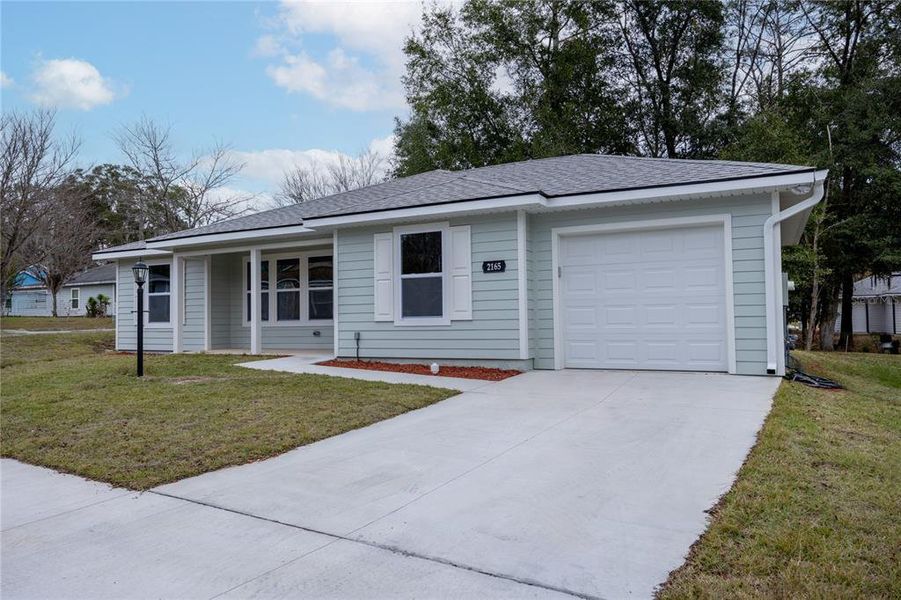 Exterior details and patio area of a home in , Gainesville (Image 20).