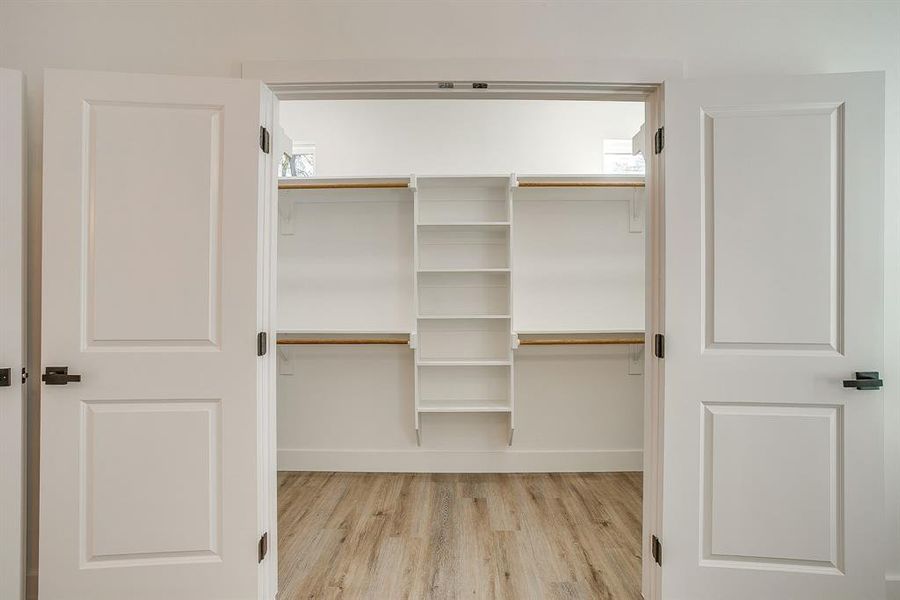 Image 36 of a home in .