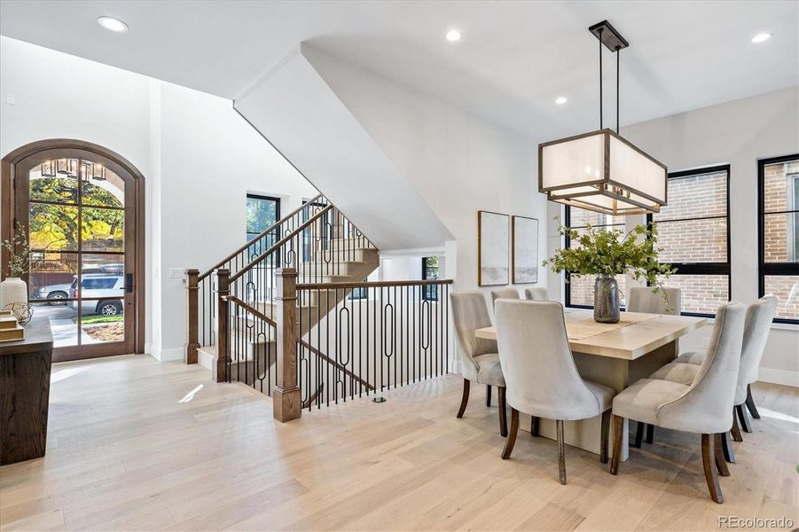 Image 33 of a home in .