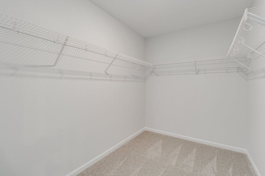 Spacious, unfurnished interior of a new home in Ellington, Elgin (Image 37).
