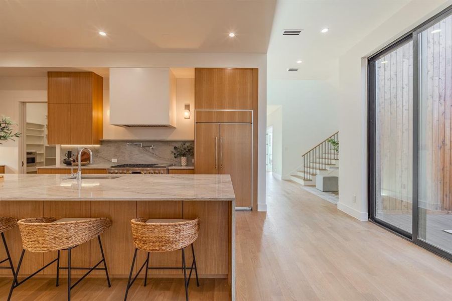Furnished interior view inside a new home in , Dallas (Image 24).