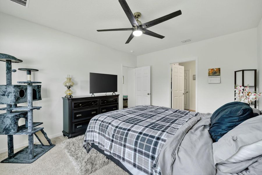 Furnished interior view inside a new home in , Port St. Lucie (Image 26).