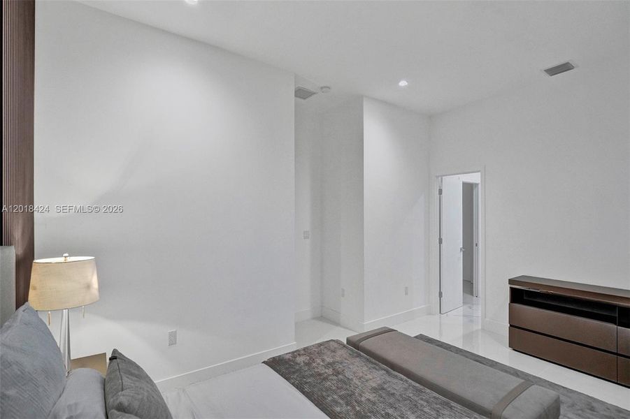 Furnished interior view inside a new home in Galleria Villages, Fort Lauderdale (Image 17).